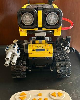 Robot tipo Lego Cubimana FC 9015  560 pcs