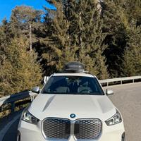 Bmw iX1 20e limited edition xline - full electric