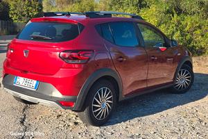DACIA SANDERO STEPWAY GPL 100CV. GANCIO TRAINO