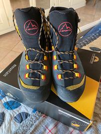 Scarpe trekking “La Sportiva” taglia 44.5