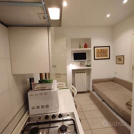 MONOLOCALE IN CORSO GROSSETO : 300 EURO