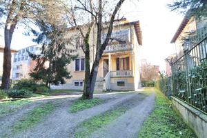 PORZIONE DI TRIFAMILIARE A REGGIO NELL'EMILIA