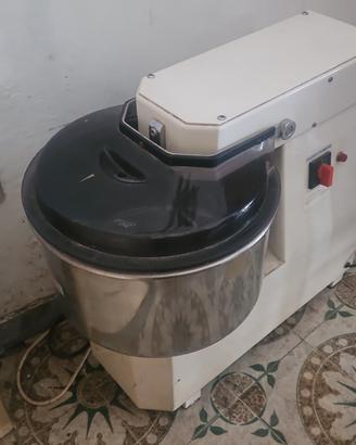 vende impastatrice