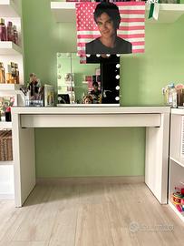 Scrivania- consolle trucco MALM Ikea
