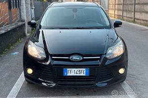 Ford Focus Titanium 115Cv 2012