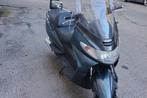 Burgman 400 d'epoca certificatoasi da vedere