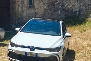 Golf VIII 2020 1.5 etsi evo R-Line 130cv dsg