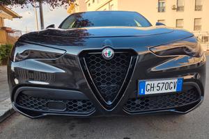 Alfa Romeo Stelvio 2.2 black 190CV 