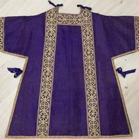 Dalmatica viola damascato Vi2