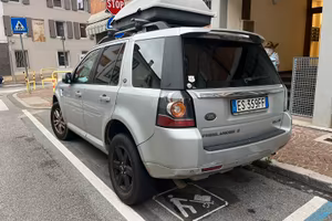 Freelander 2013 SE 2.4