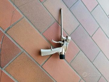 Erogatore schiuma poliuretanica 