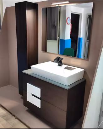 Mobile bagno di design moderno