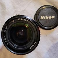 Nikon Nikkor 28 mm 1:3,5