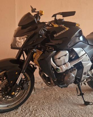 z 750 