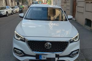 MG HS 1.5 LUXURY AUTOMATICA 
