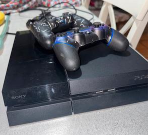 Ps4 con due controller
