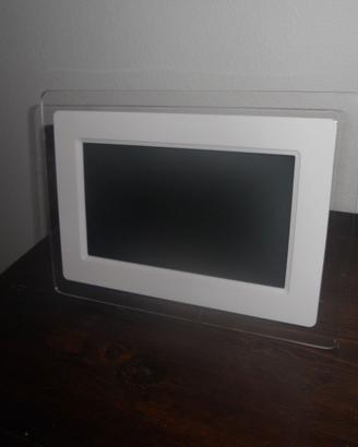 Cornice digitale Dikom.