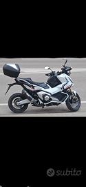 HONDA XADV 2025