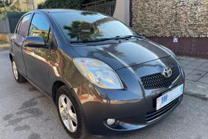Toyota Yaris 1.4 D-4D 5 porte M-MT Navi