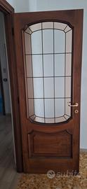 porte in legno con vetri. vedi foto. 