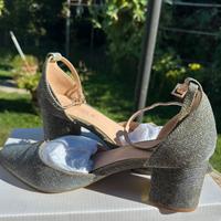 Scarpe con tacco eleganti