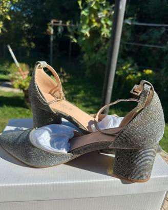 Scarpe con tacco eleganti
