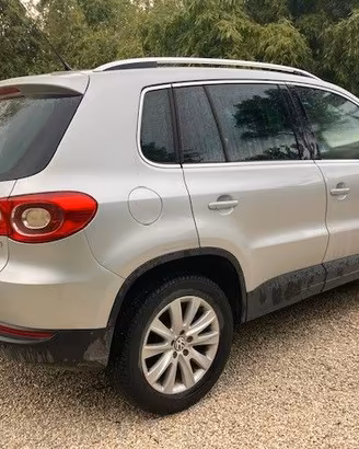 VW Tiguan Sport&Style argento