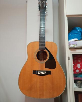 Chitarra 12 corde Yamaha 