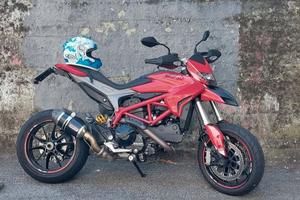 hypermotard 821