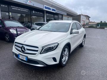 Mercedes-benz GLA 180 d Premium