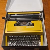 Macchina da scrivere Olivetti Underwood