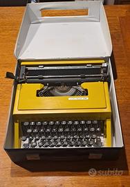 Macchina da scrivere Olivetti Underwood