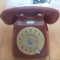 telefono fisso rosso