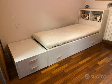 Letto salvaspazio in legno massello con futon bio