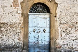 Palazzo / Stabile di 1500 m² con più di 5 locali a