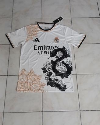 Maglia Real Madrid Concept Snake – Rimini