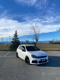 Golf R