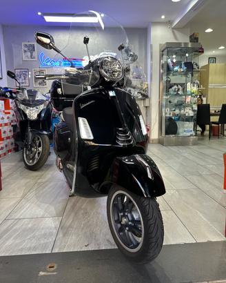 Piaggio Vespa 300 GTS hpe km 6000 eccellente stato