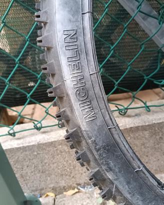 come da titolo copertoni x  MTB 26