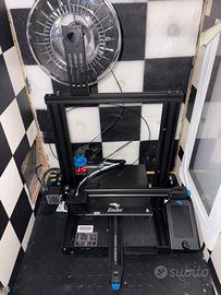 Stampante 3D Ender 3 Pro + led box + bobina PLA