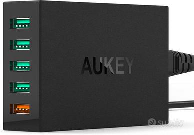 AUKEY Quick Charge 2.0 Caricabatteria