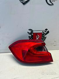 STOP FANALE POSTERIORE SX FORD FIESTA 2022