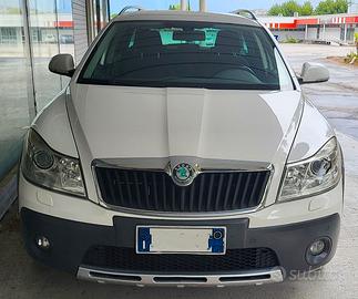 Skoda Octavia 2.0 TDI 4x4 Wagon Scout 140 cv