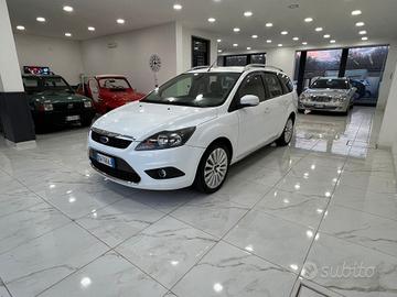 Ford Focus 2.0 TDCi 5p. Titanium CAMBIO AUT