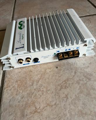 Amplificatore auto