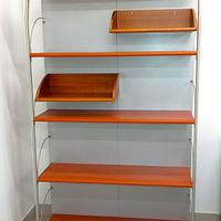 Libreria in legno e alluminio