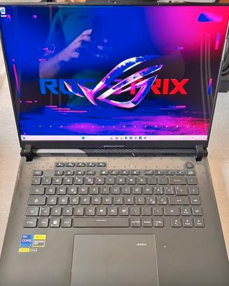 ASUS ROG STRIX SCAR 16