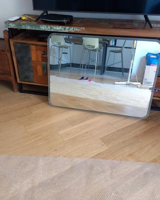 Specchio per bagno con strip LED