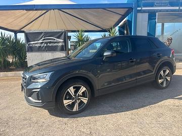 Audi Q2 35 TDI quattro S tronic Identity Black 202