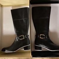 Stivali Geox di pelle da donna